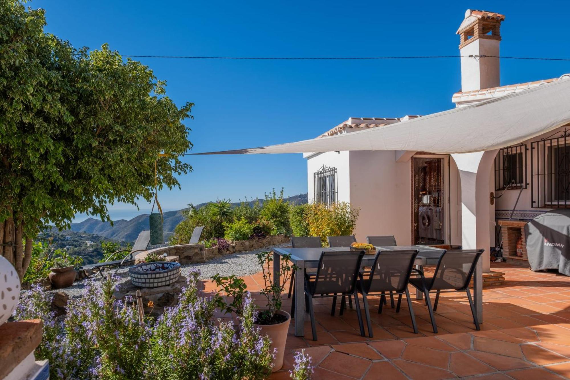Casa La Siesta - Villa with private pool&fabulous sea views Málaga Esterno foto